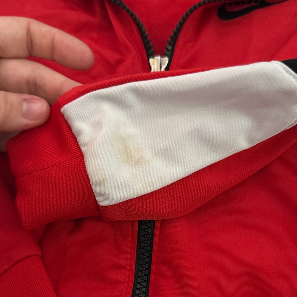Nike Red and Black Zip-Up Jacket - Picture 4 of 5